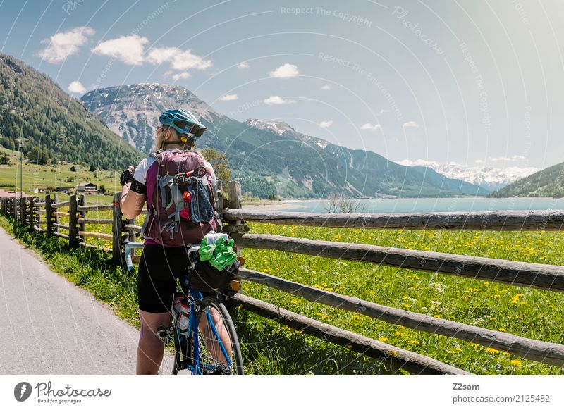 First break Leisure and hobbies Vacation & Travel Cycling tour Summer vacation Young woman Youth (Young adults) 18 - 30 years Adults Nature Landscape