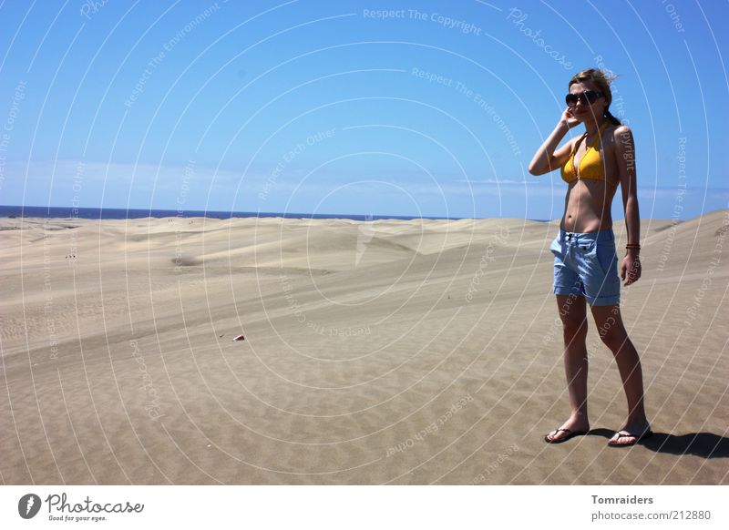 sand feeling Relaxation Freedom Summer vacation Island Feminine Young woman Youth (Young adults) 1 Human being 18 - 30 years Adults Landscape Sand Sky