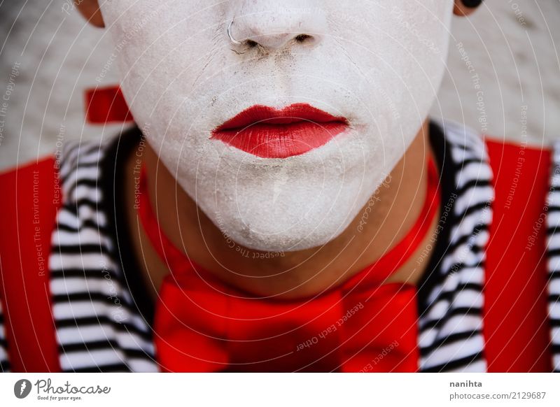 Close up of a clown portrait Face Make-up Feasts & Celebrations Carnival Hallowe'en Human being Masculine Young man Youth (Young adults) 1 18 - 30 years Adults