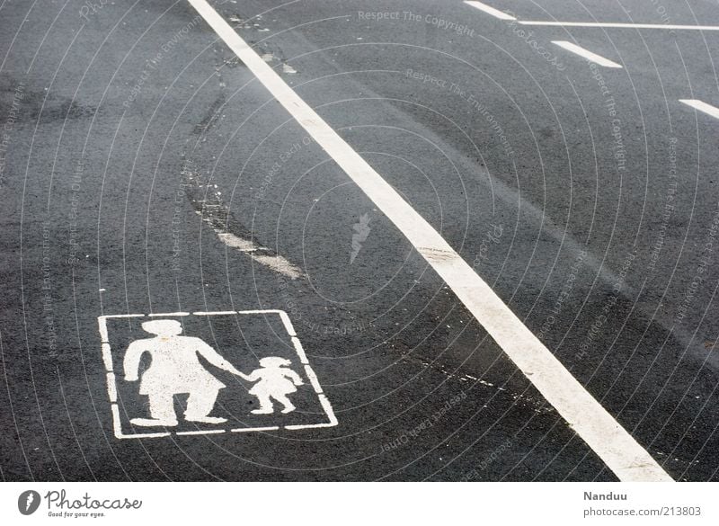 search for clues 2 Human being Transport Street Lane markings Gray Skidmark Child Woman Line Asphalt Pedestrian Lanes & trails Boundary Short Road safety
