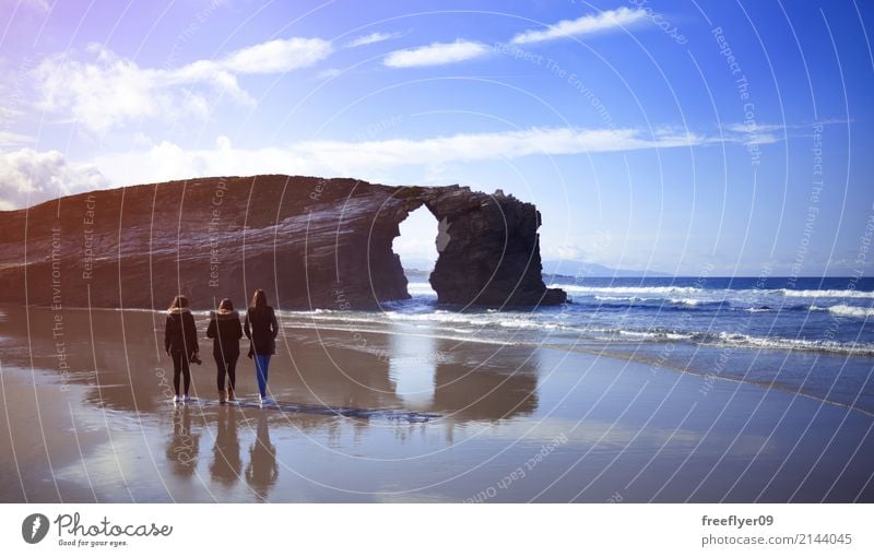 Three young women walking in the Beach of the Cathedrals Vacation & Travel Tourism Adventure Sightseeing Winter Hiking Feminine Friendship 3 Human being