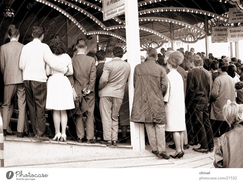 spectators Human being Carousel Audience Fairs & Carnivals Group Wait Back