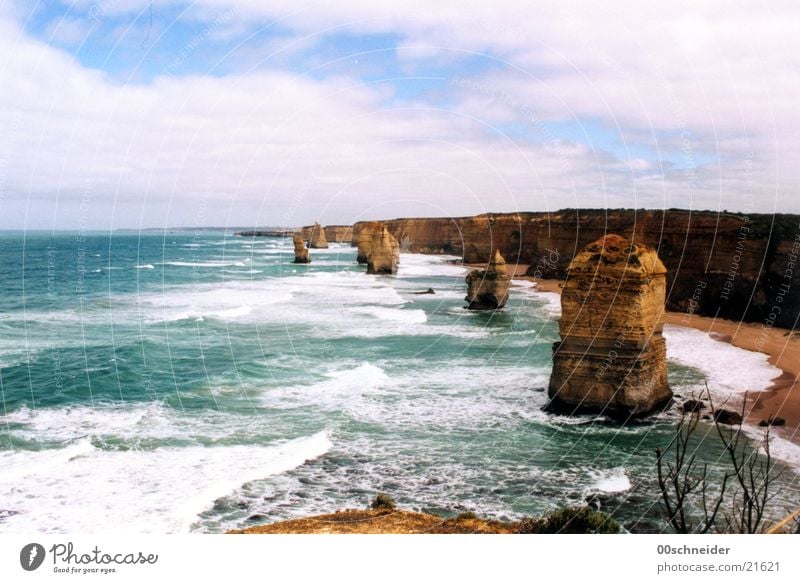 twelve apostles 12 Twelve Apostles Australia Coast Ocean Sandstone Cliff Surf great road Rock curt