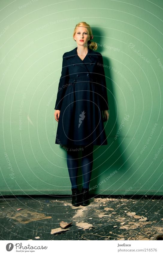 green and blue 03 Elegant Style Woman Adults Life Fashion Coat Blonde Long-haired Wait Hip & trendy Uniqueness Broken Retro Beautiful Green Virtuous