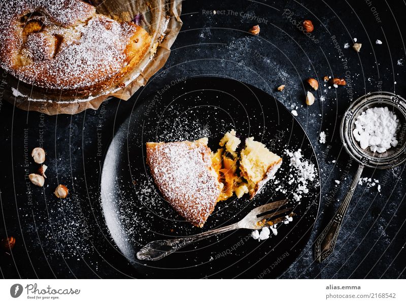 apricot cake Cake Dessert Apricot Fruit flan Autumn Dark Food Healthy Eating Dish Food photograph Nutrition Plate served Baking Baked goods Bakery shop