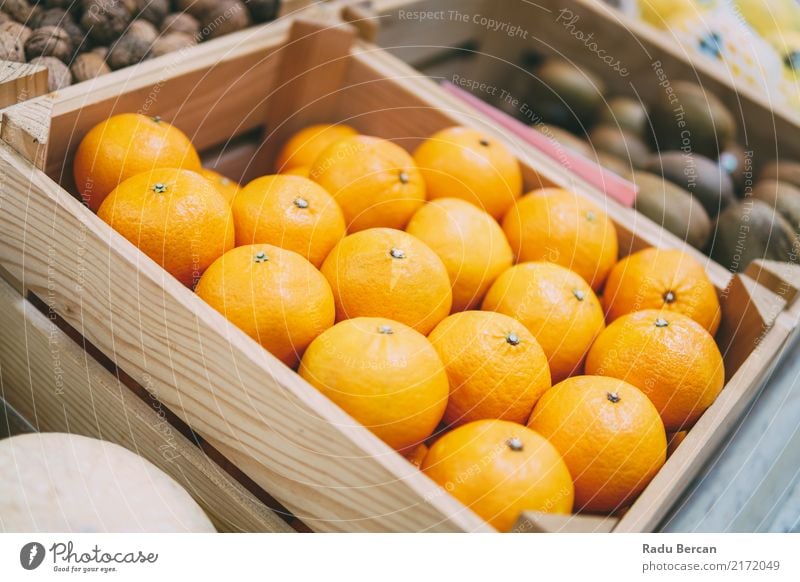 Oranges For Sale In Fruit Market Food Nutrition Eating Organic produce Vegetarian diet Diet Marketplace Box Container To feed Feeding Fresh Healthy Natural