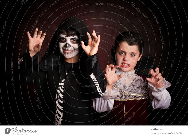 children in halloween. Lifestyle Entertainment Party Event Feasts & Celebrations Carnival Hallowe'en Human being Masculine Child Toddler Boy (child)
