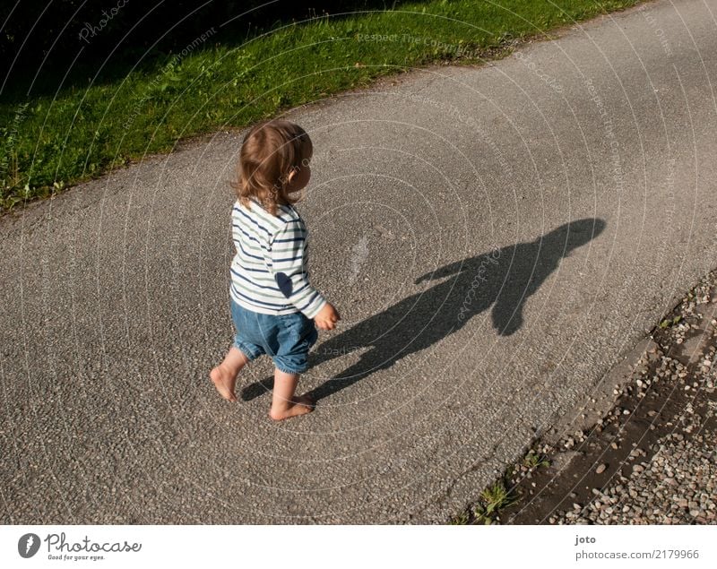 walk Vacation & Travel Trip Adventure Far-off places Freedom Summer Summer vacation Child Toddler 1 Human being 1 - 3 years Observe Walking Infinity Curiosity