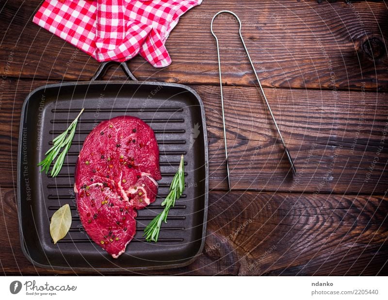 raw beef steak Food Meat Herbs and spices Dinner Pan Table Kitchen Wood Eating Fresh Above Brown Red Black background barbecue Beef beefsteak Blood board