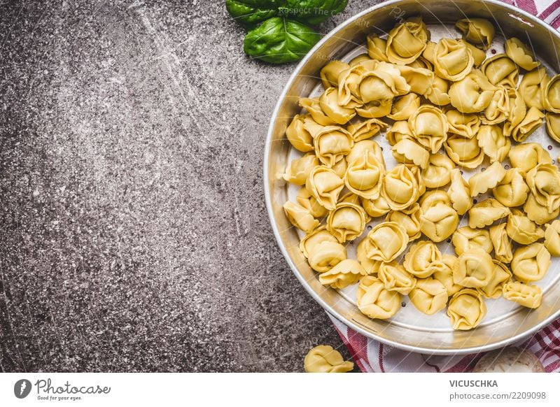 Tortellini in the bowl Food Dough Baked goods Nutrition Lunch Italian Food Bowl Style Design Healthy Eating Background picture Horizontal Ravioli Noodles