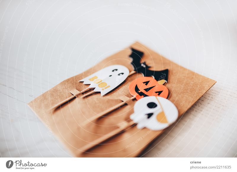 Close up of Halloween Food Decoration Hallowe'en Autumn Accessory Creepy White Creativity Minimalistic Pumpkin Spooky Self-made kids holiday Ghosts & Spectres