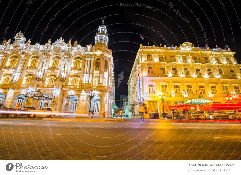 Havana by Nitht Town Capital city Multicoloured Yellow Gold Light Long exposure Cuba Street Hotel Flashy Lively Building Historic Buildings Night Motion blur