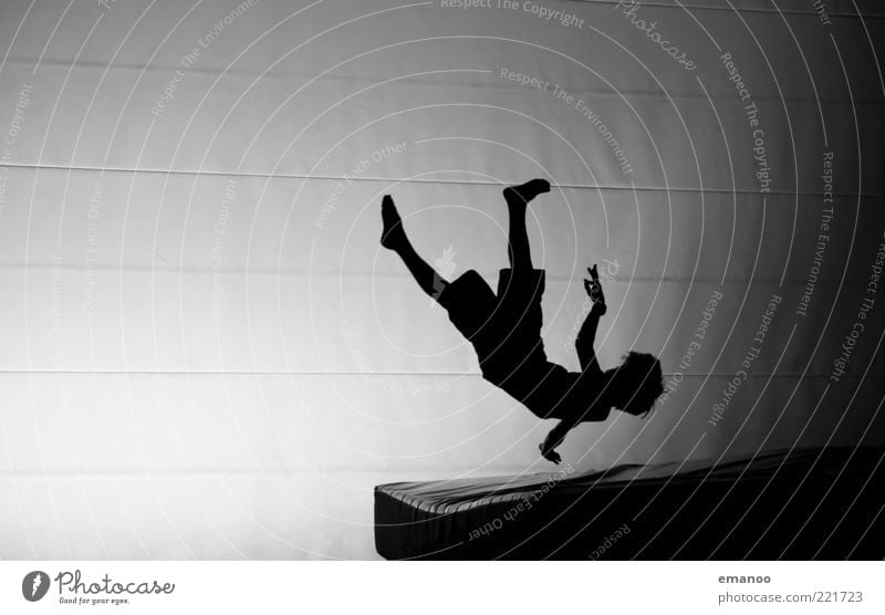 Silhouette 2 Lifestyle Leisure and hobbies Sports Fitness Sports Training Sportsperson Human being Masculine Youth (Young adults) 1 Movement To fall Flying Jump