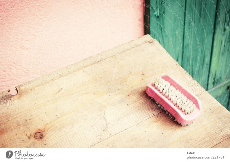 brush Table Brush Wood Old Authentic Dirty Simple Retro Clean Gloomy Dry Green Pink Nostalgia Arrangement Past Transience Wall (building) Wooden table Scratch