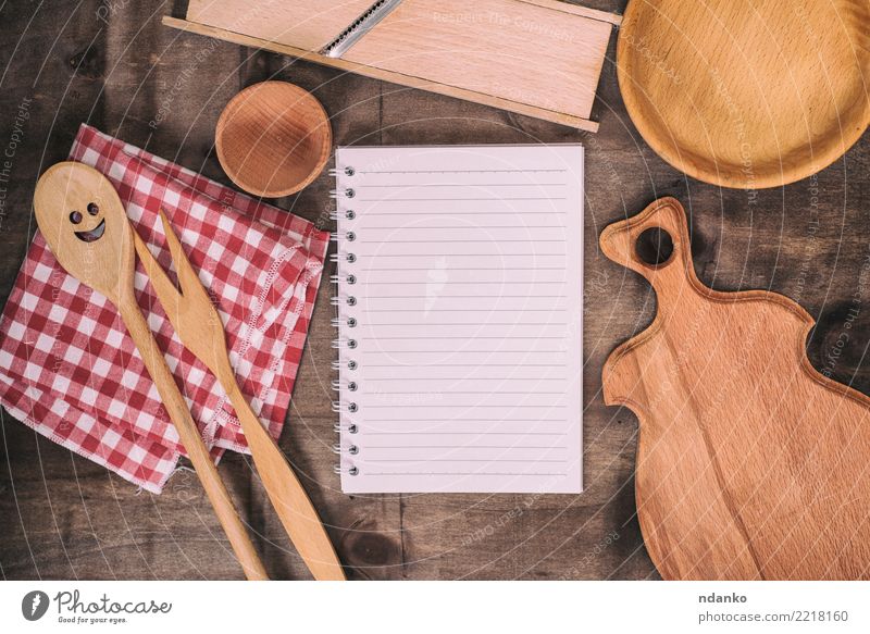 https://www.photocase.com/photos/2218160-empty-white-notebook-in-a-line-bowl-fork-spoon-photocase-stock-photo-large.jpeg