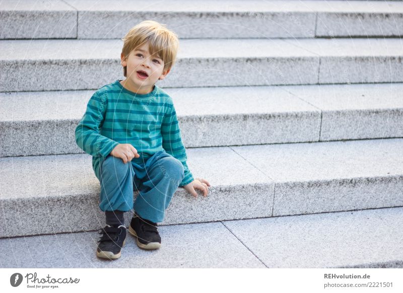 on the stairs Human being Child Toddler Boy (child) Infancy 1 1 - 3 years 3 - 8 years Town Stairs Sit Wait Authentic Friendliness Small Natural Curiosity