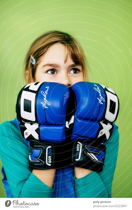 Girl Power! Lifestyle Athletic Fitness Sports Sports Training Martial arts Boxing Feminine Youth (Young adults) Head 1 Human being 8 - 13 years Child Infancy
