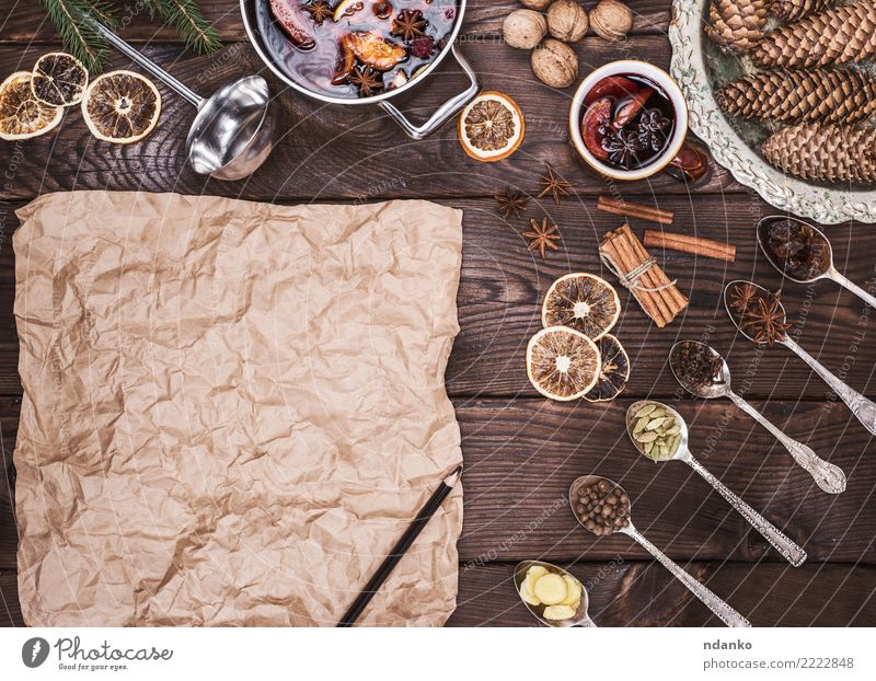 brown sheet of paper and ingredients Herbs and spices Beverage Alcoholic drinks Mulled wine Pot Pan Christmas & Advent Paper Wood Hot Above Retro Brown Dish