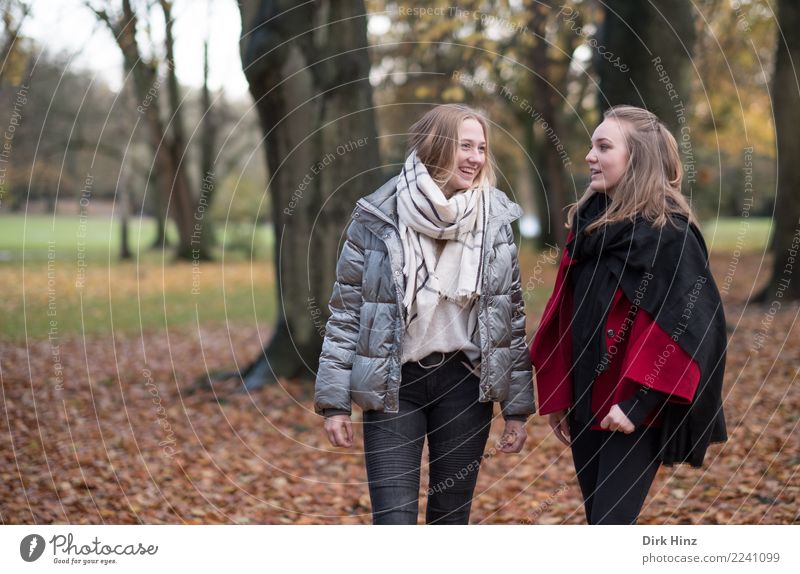 Two young women talking in the park Lifestyle Style Trip Human being Feminine Young woman Youth (Young adults) Friendship 2 18 - 30 years Adults Nature Autumn
