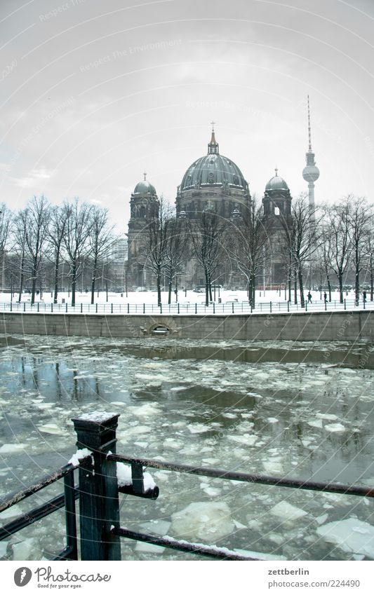 Spree, Cathedral, F-Tower Landscape Elements Water Winter Weather Ice Frost Snow Park Capital city Downtown Church Dome Manmade structures Building Architecture