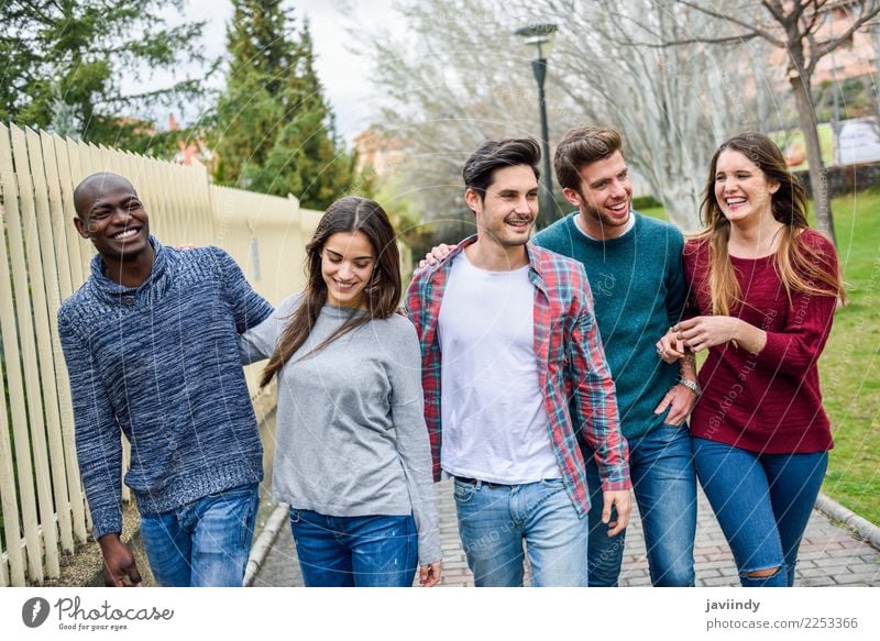 Group of multi-ethnic young people walking together Lifestyle Joy Happy Academic studies Human being Young woman Youth (Young adults) Young man Woman Adults Man