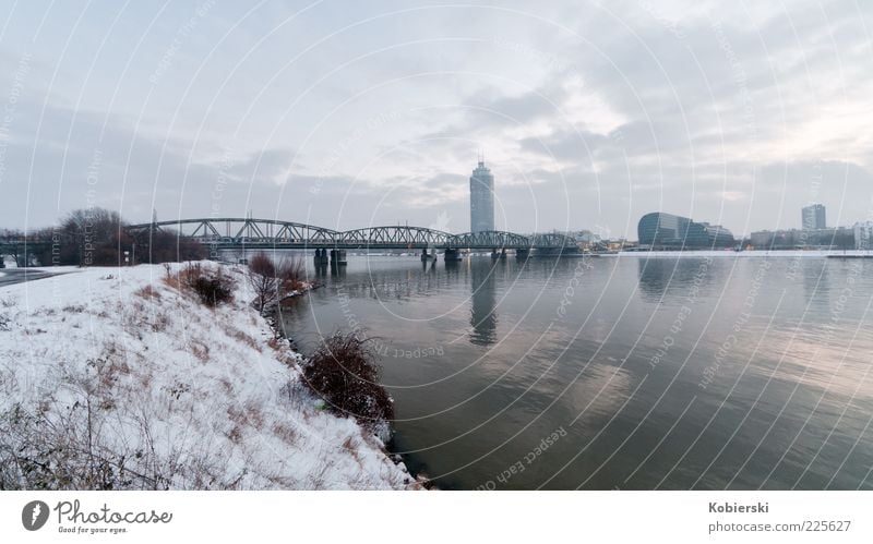 Millenium Tower Water Clouds Winter Ice Frost River bank Deserted High-rise Architecture Modern Calm Town Colour photo Exterior shot Wide angle