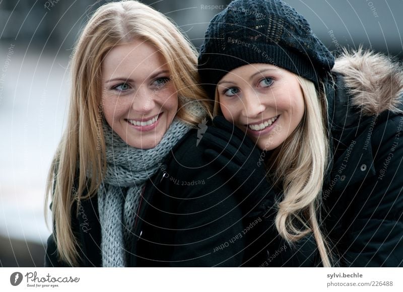 friends II Human being Feminine Young woman Youth (Young adults) Friendship Life 2 Touch Smiling Laughter Blonde Brash Friendliness Happiness Together Happy