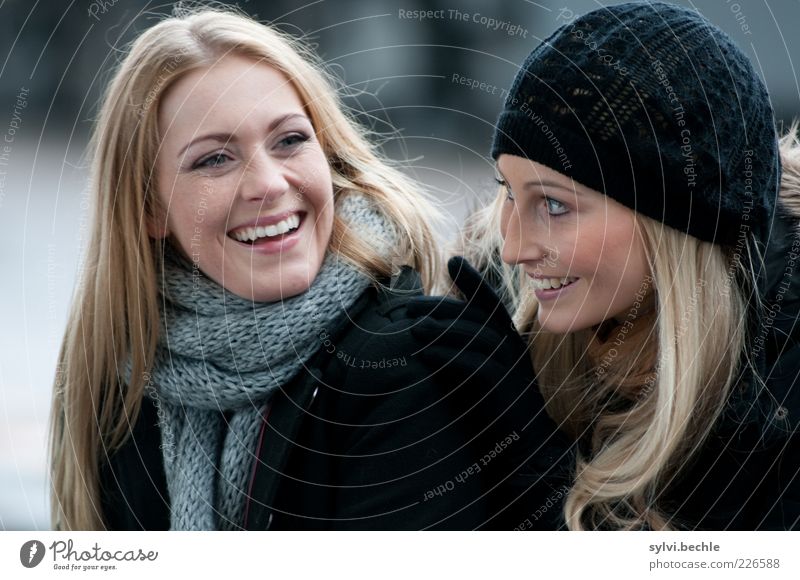 friends III Human being Feminine Young woman Youth (Young adults) Friendship Life 2 Touch Smiling Laughter Blonde Brash Friendliness Happiness Together Happy