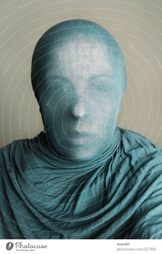 Sculpture II Style Human being Feminine Woman Adults Head 1 Blue Rag Cloth Packaged Sheath Wrap Anonymous Vail Abstract Colour photo Interior shot Envelop