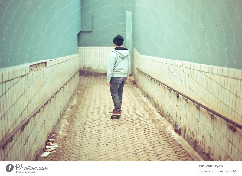 Skateboarding Human being Masculine Young man Youth (Young adults) 1 18 - 30 years Adults Town Outskirts Bridge Tunnel Parking garage Wall (barrier)