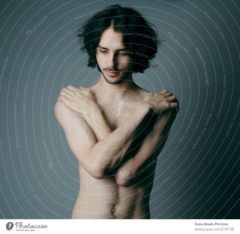 pressure cooker. Masculine Body Skin 1 Human being 18 - 30 years Youth (Young adults) Adults Hair and hairstyles Black-haired Brunette Long-haired Curl Stand