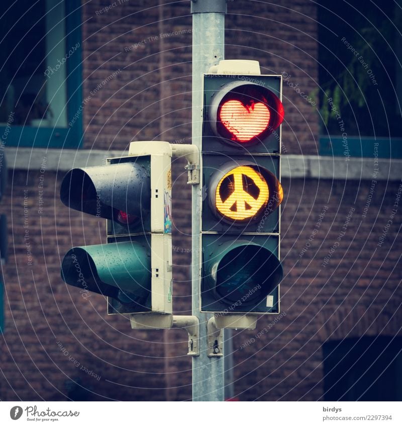 LOVE & PEACE Art Facade Transport Traffic light Road sign Sign Heart CND Illuminate Authentic Exceptional Positive Town Yellow Red Joie de vivre (Vitality)