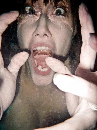 the second teeth Human being Young woman Youth (Young adults) Woman Adults Scream Exceptional Hideous Trashy Crazy Surprise Dream Fear Horror Anger Aggravation