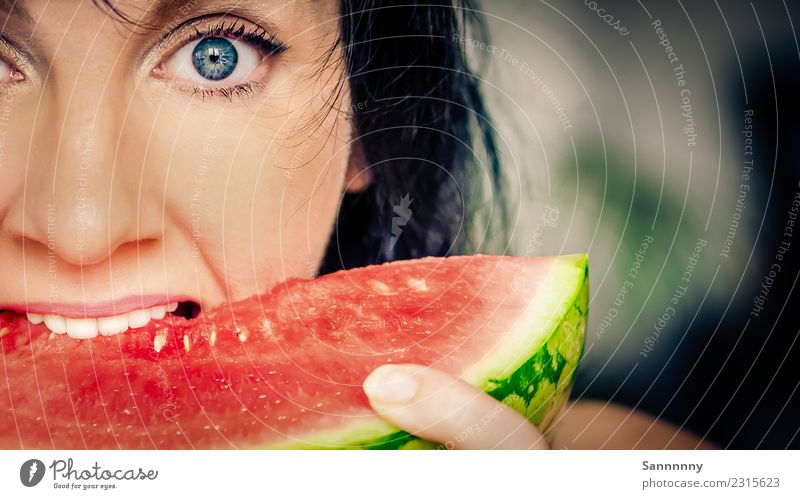 Melon with bite Feminine Woman Adults Face Eyes Teeth 1 Human being 30 - 45 years Media Print media Internet Newspaper Magazine Diet Old Eating To enjoy