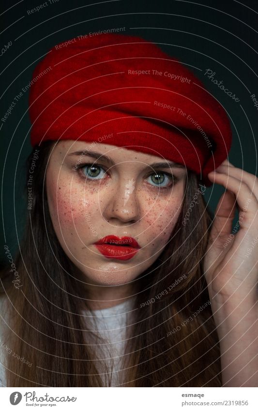 Portrait of Young woman with freckles Lifestyle Style Beautiful Cosmetics Make-up Feminine Youth (Young adults) Woman Adults Hat Cap Observe Uniqueness Modern