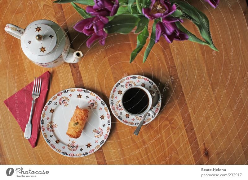 It's served! Cake Coffee Crockery Round Brown Gold White Contentment Hospitality Beginning Tulip Coffee break Coffee table Accessible Invitation Afternoon