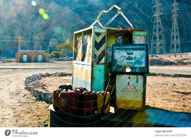 Thanks, old gas station. Technology Energy industry Oil Raw materials and fuels Nuweiba Sinai peninsula Egypt Deserted Petrol station Gasoline Gasoline shortage