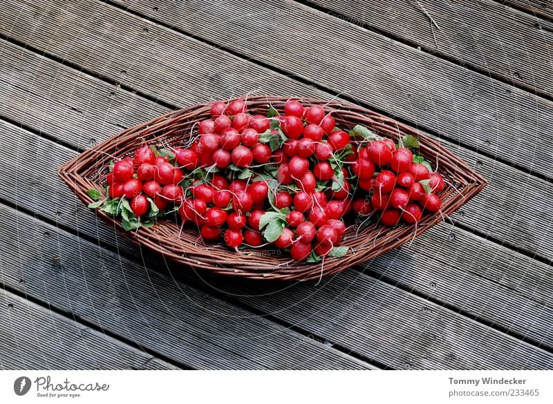 radish Food Vegetable Nutrition Organic produce Diet Healthy Natural Radish Organic farming Agriculture Raw vegetables Basket Wood Tangy Spicy Lettuce Fresh