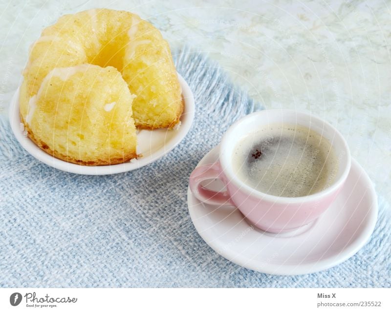 Coffee & Cake & otherwise NIX Food Dough Baked goods Dessert Nutrition To have a coffee Beverage Hot drink Espresso Plate Cup Fragrance Small Delicious Juicy