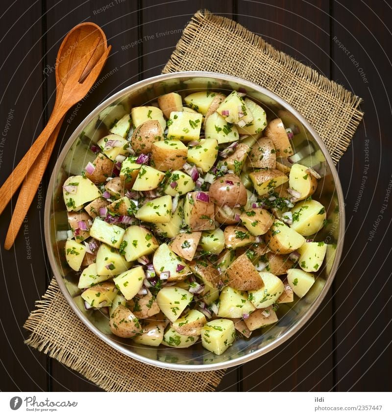 Potato Salad with Onion and Herbs Vegetable Herbs and spices Vegetarian diet Natural food Potatoes Cut Parsley Chives Dish Meal accompaniment Side Snack piece
