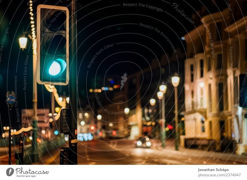 green traffic light at night in Brighton, England Esthetic Background picture Dark Light Night mood Night shot Structures and shapes Colour photo Exterior shot