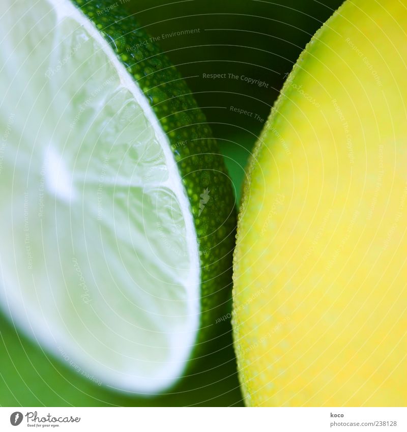 Nice lime Fruit Slice of lemon Slices of lime Lemonade Lime Circle Esthetic Cold Round Juicy Sour Yellow Green Black White Cool (slang) Symmetry Refreshment