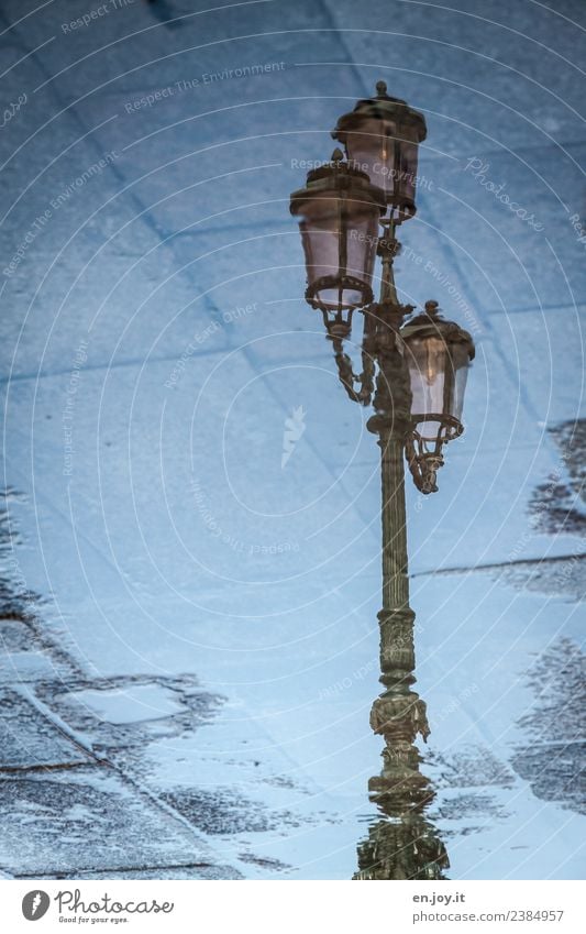 Streetlight 1 Venice Italy Blue Hope Belief Dream Sadness Concern Grief Death Lovesickness Loneliness Bizarre Energy Climate Sustainability Vacation & Travel