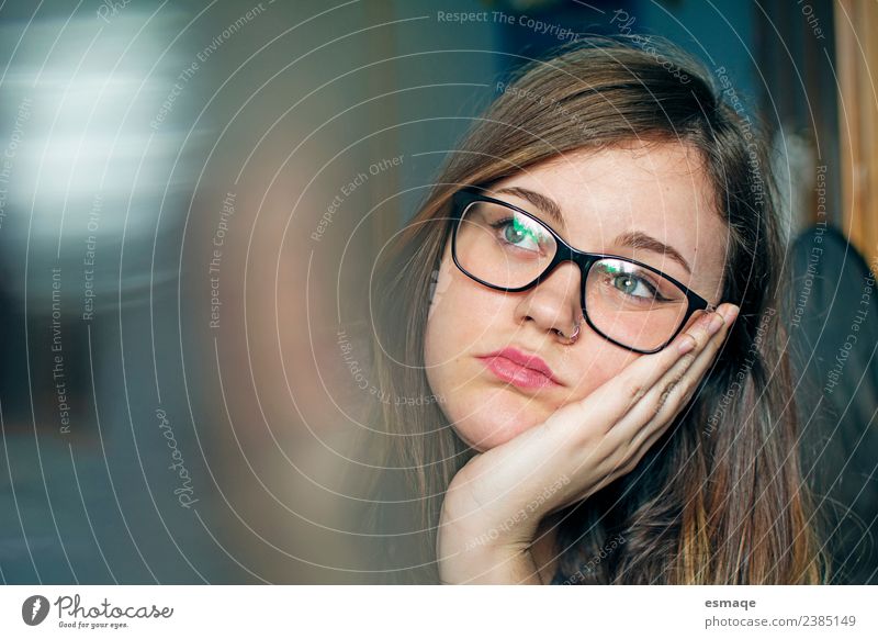 Portrait of woman with glasses bored Lifestyle Beautiful Human being Feminine Young woman Youth (Young adults) 1 Eyeglasses Select Sadness Uniqueness Nerdy Cute