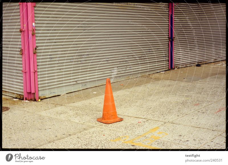 little hat Deserted Signs and labeling Gloomy Closed Vacancy Simple Sidewalk Orange Colour photo Exterior shot Detail Day Traffic cone