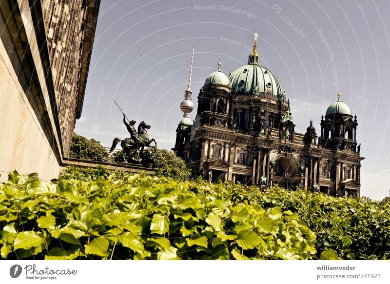 Berlin Cathedral Germany Europe Capital city Church Dome Architecture Tourist Attraction Landmark Esthetic Famousness Historic Belief Religion and faith