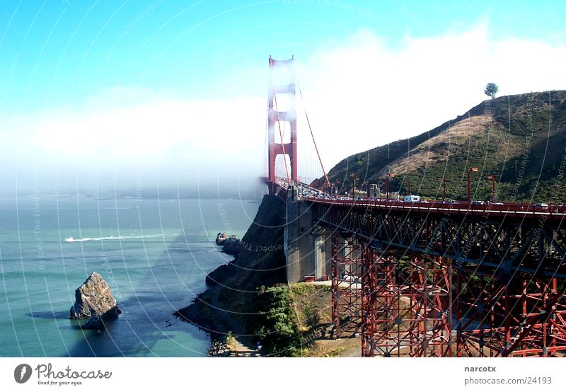 Golden Gate Bridge San Francisco Ocean Clouds Construction South West Water USA Fog Haze Suspension bridge Famous building Famousness Landmark