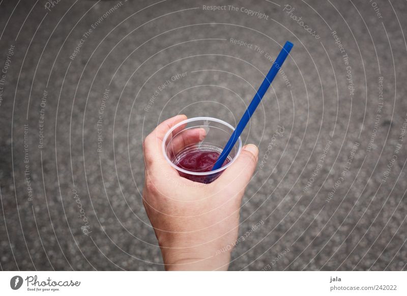 soft drink Beverage Drinking Cold drink Lemonade Juice Alcoholic drinks Mug Straw Human being Hand Fingers Delicious Blue Gray Violet Retentive Colour photo