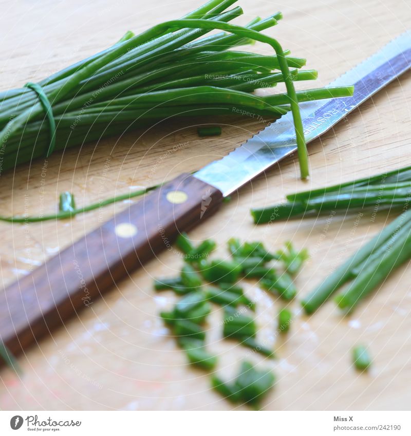 carcass Food Herbs and spices Nutrition Organic produce Vegetarian diet Knives Fresh Long Delicious Green Appetite Chives Chopping board Cut Colour photo