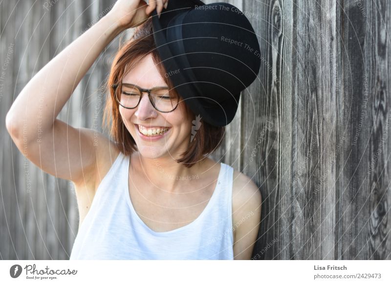 laughing woman, hat, joie de vivre Lifestyle Style Beautiful Feminine Young woman Youth (Young adults) 1 Human being 18 - 30 years Adults Top Eyeglasses Hat
